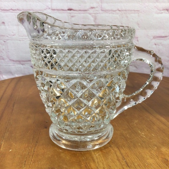 Vintage Anchor Hocking Wexford Covered Sugar and Creamer Set - Picture 7 of 9